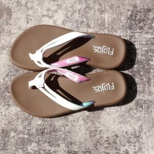 Flojos Margo Flip Flop Sandals NWOT